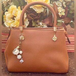 FAUX LEATHER FASHION HANDBAG